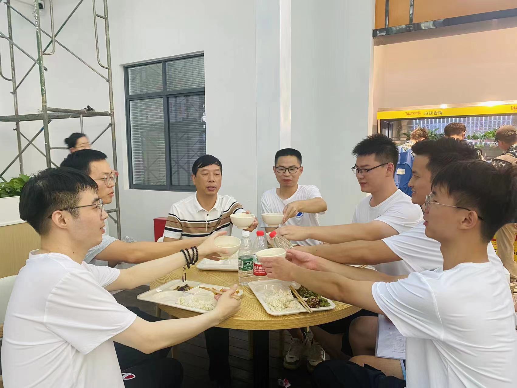 d199bf7746d94b82b68e8f7a0cbb747f.jpg d199bf7746d94b82b68e8f7a0cbb747f.jpg