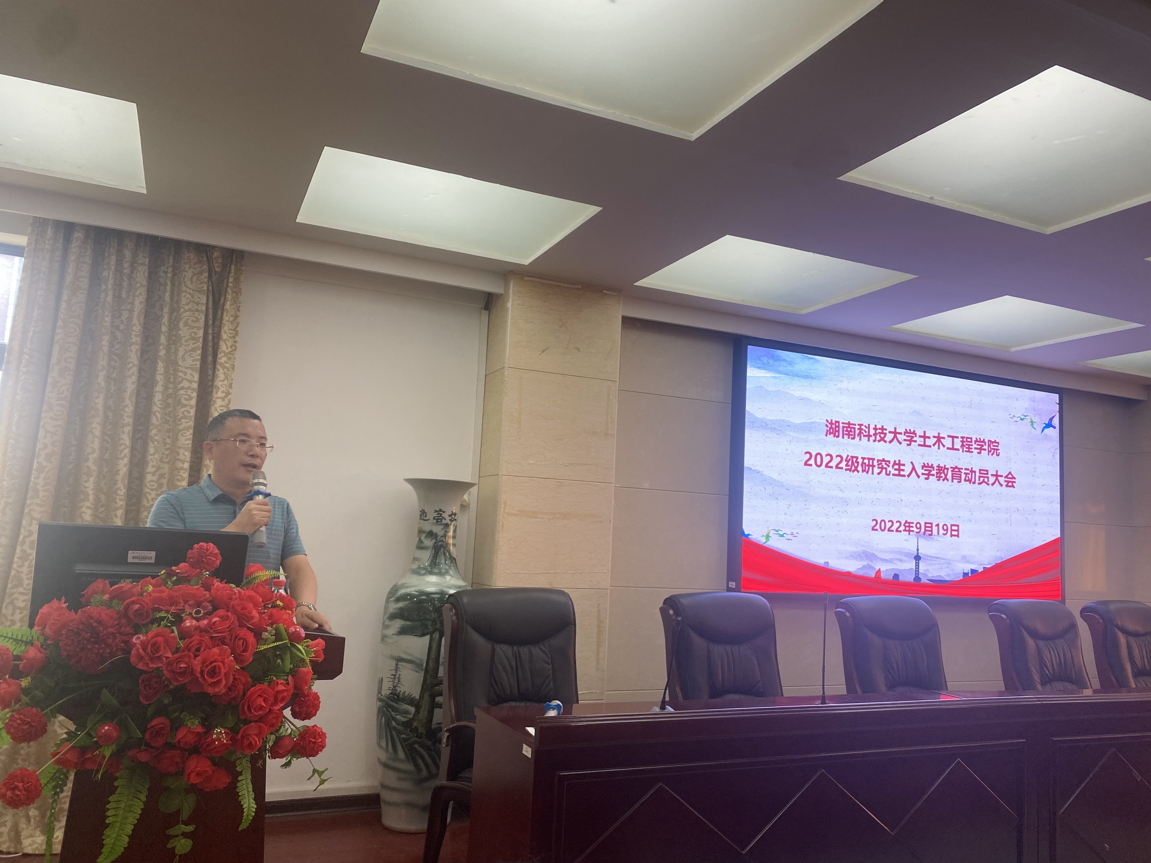 4c00e6e075e84a04988d1209e061e8a2.png 4c00e6e075e84a04988d1209e061e8a2.png